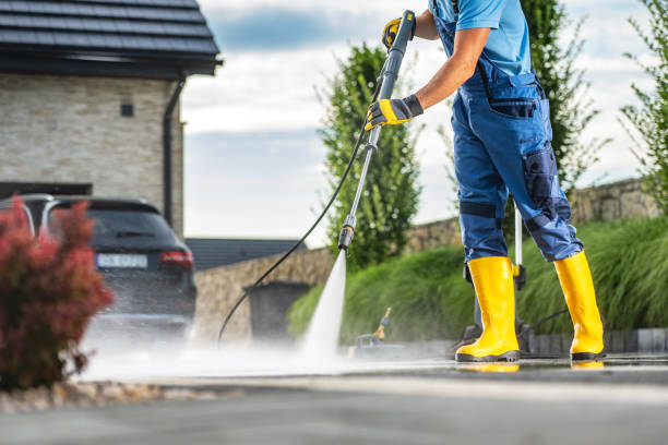 Best Roof Power Washing Services  in Mastic, NY